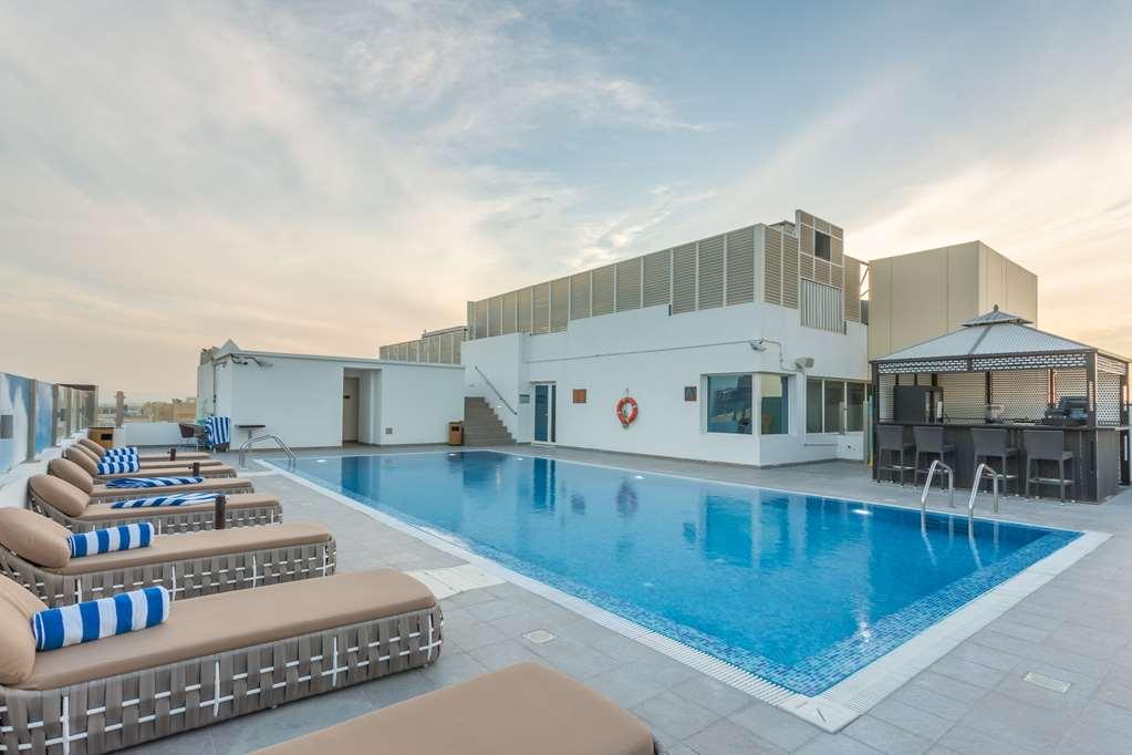 The Avenue Hotel Doha Kemudahan gambar Rooftop pool at the hotel